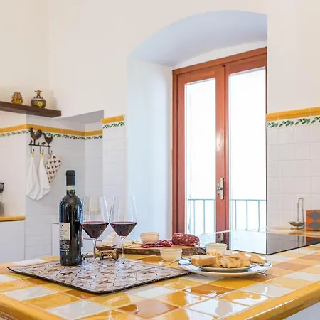 Lägenhetshotell Cascina Gazzeri 4*