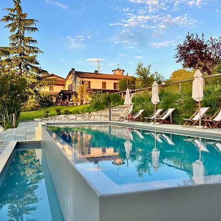 Cascina Gazzeri شقة فندقية 4*